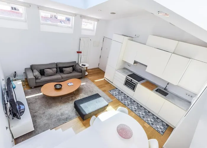 Apartamento De Diseno De Lujo En Lavapies Alquiler Temporal