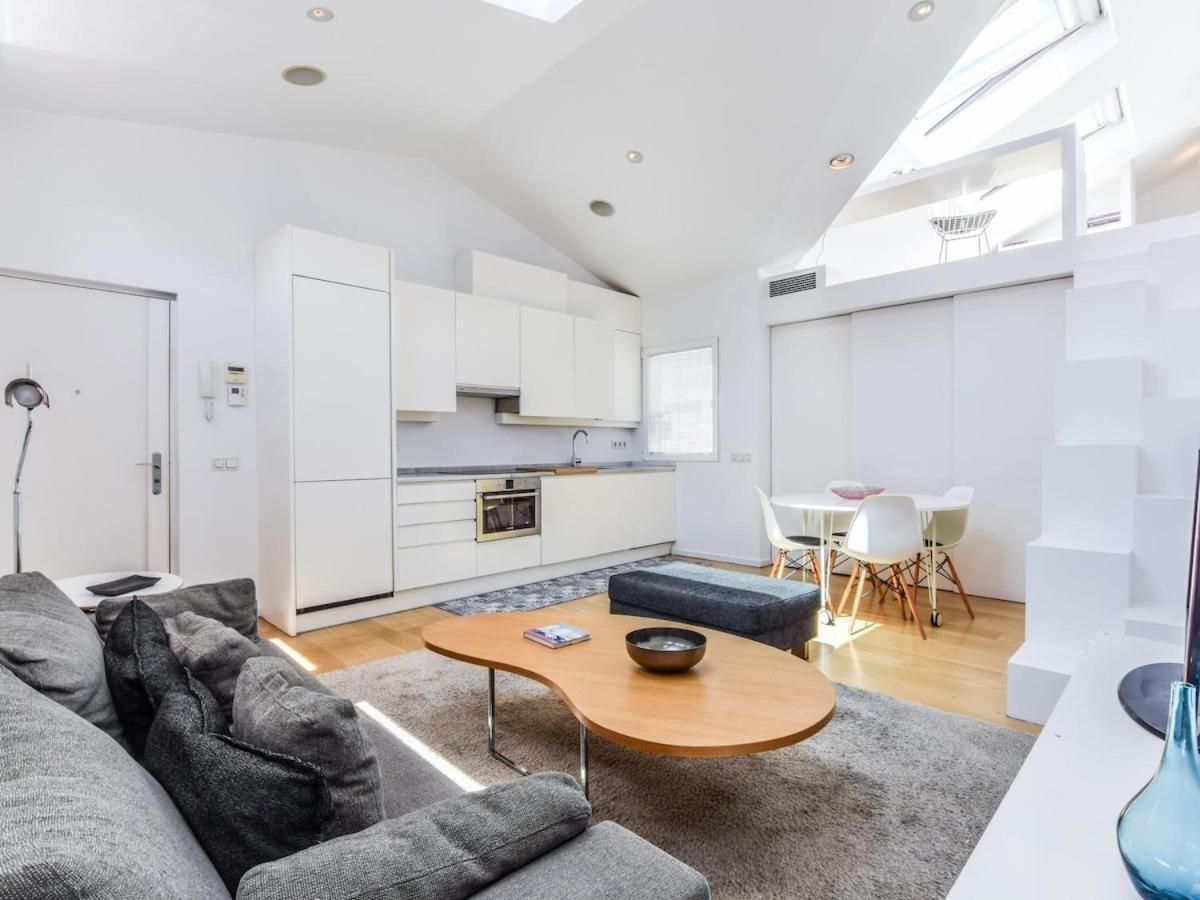 De Diseno De Lujo En Lavapies Alquiler Temporal Apartament Madryt